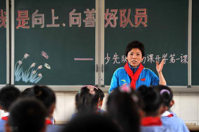 该片由网络新锐导演张奕辄执导，北京电影学院个性派青年演员裘逑、新生代演员王雨晗领衔主演